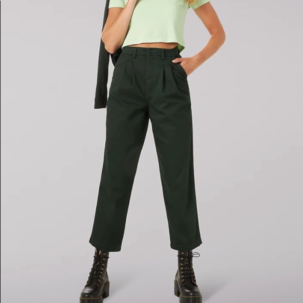 NWT Lee high rise pleated wide leg pants size 27